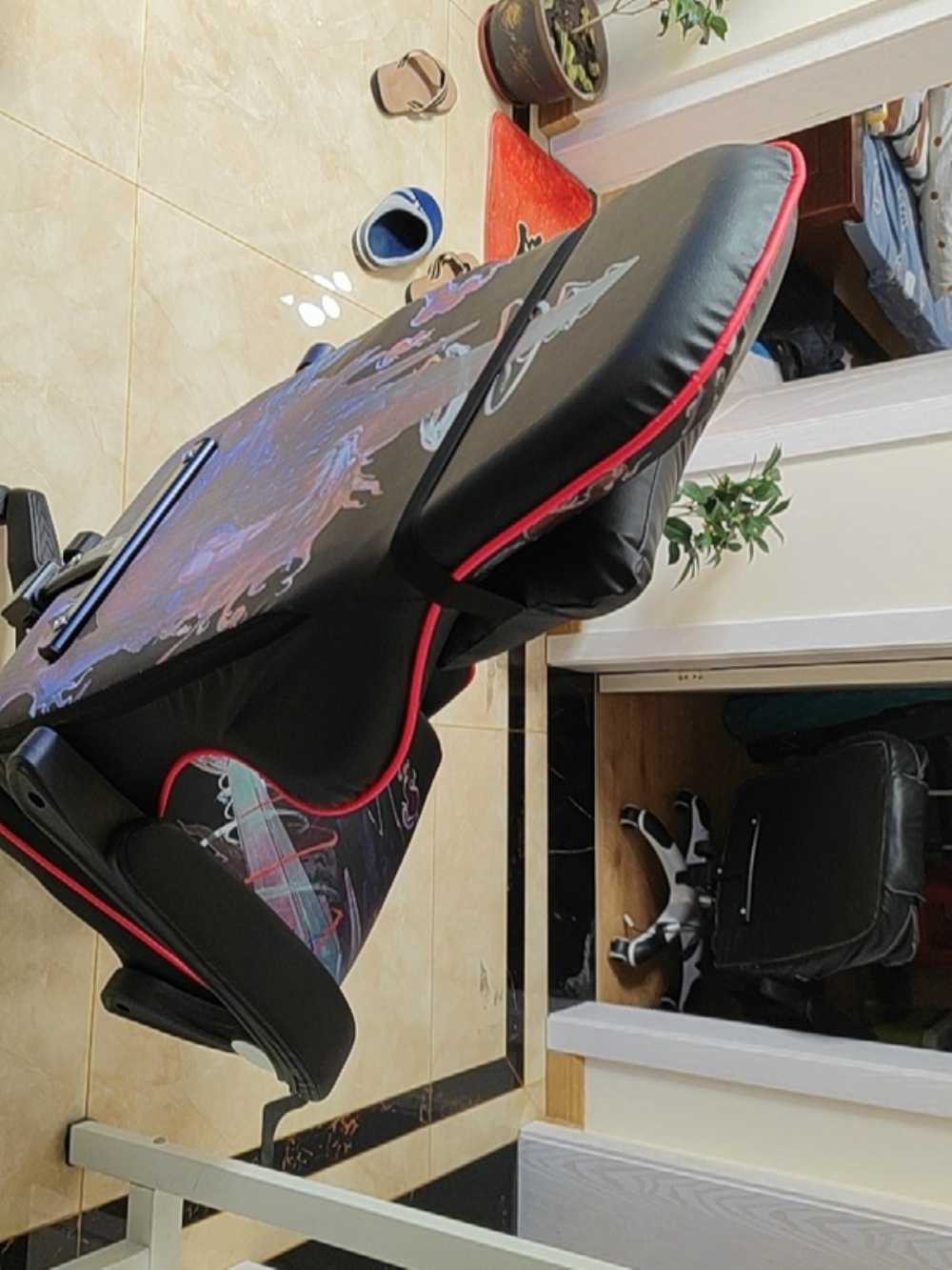 Customer's chair, attachment 1 by FitnessFanatic22