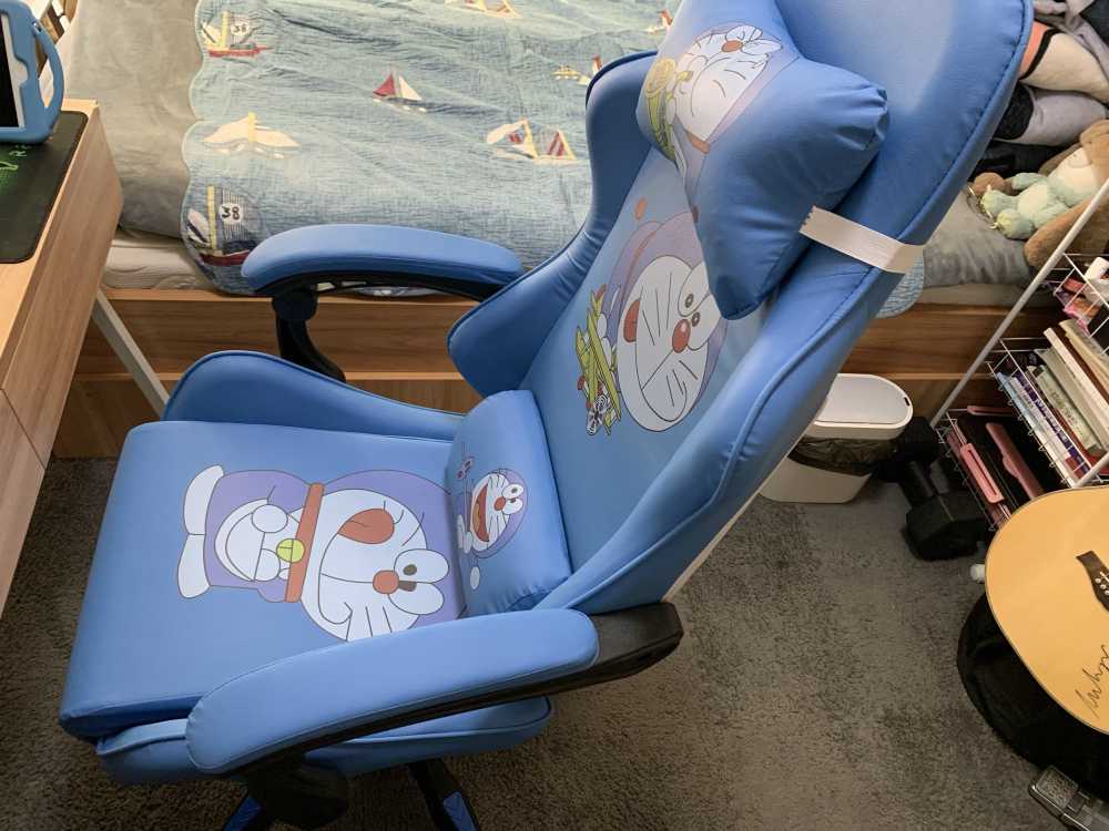 Customer's chair, attachment 5 by Dreamer23