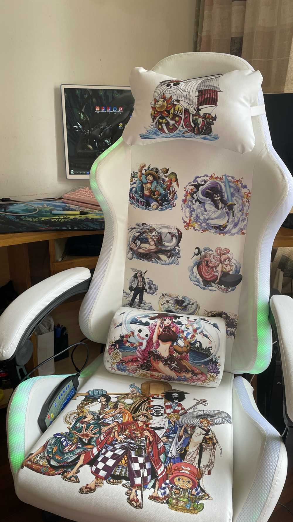 Customer's chair, attachment 1 by WiseOwl45