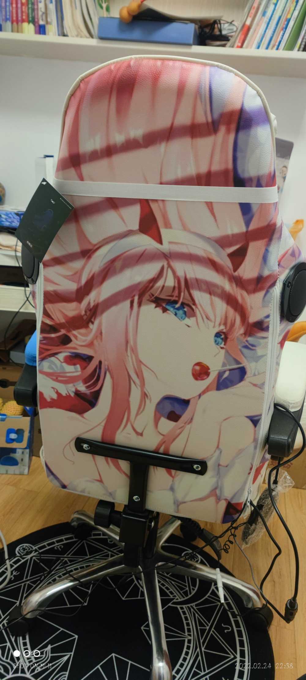 Customer's chair, attachment 2 by SkateboarderPro