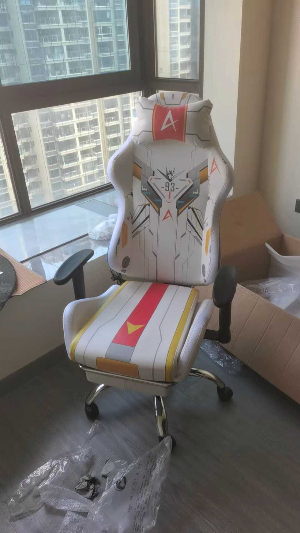 Customer's chair, attachment 1 by Wyatt