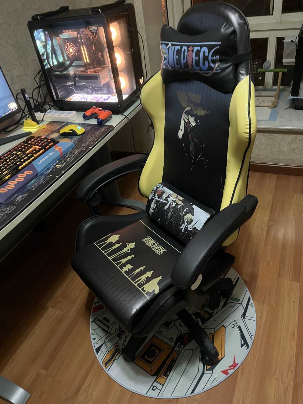 Customer's chair, attachment 1 by RockClimber22