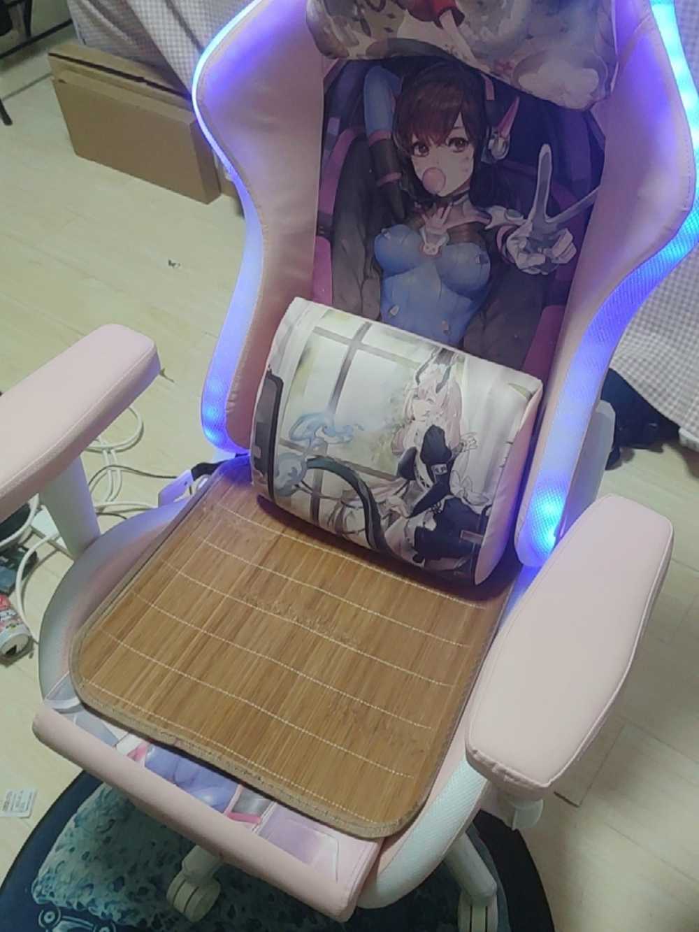 Customer's chair, attachment 1 by MusicComposer34