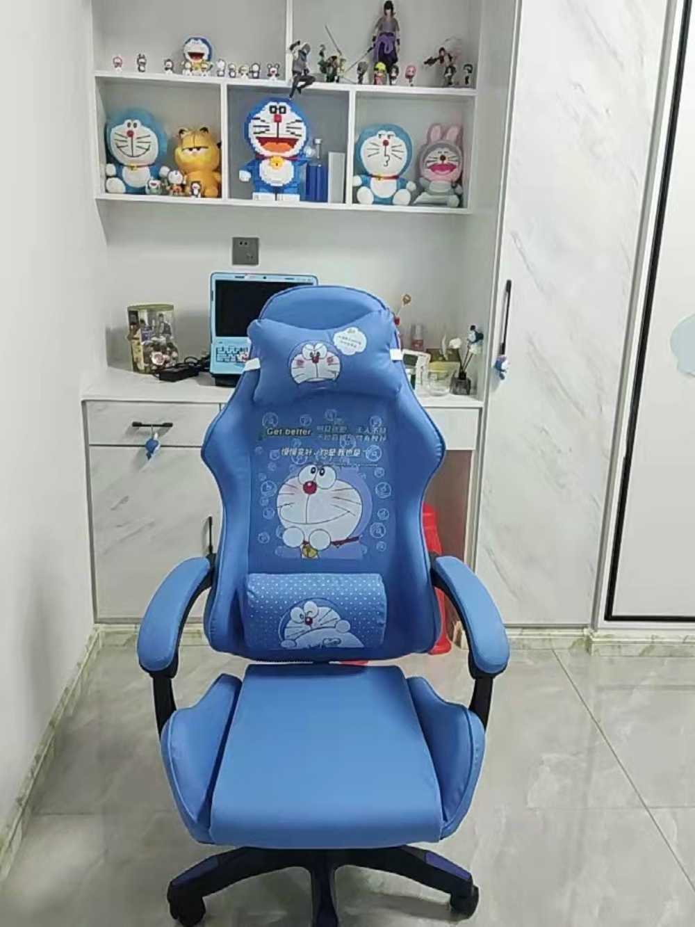 Customer's chair, attachment 4 by DanceFloorDivine