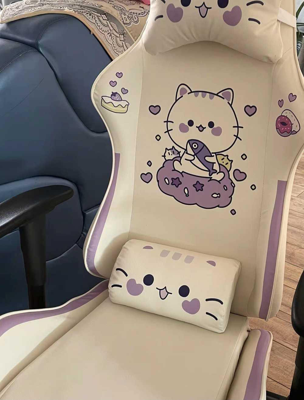 Customer's chair, attachment 1 by TangoDancer88