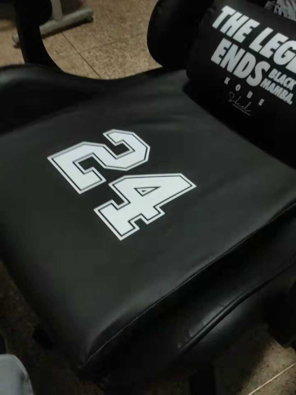 Customer's chair, attachment 3 by TravelTripper77