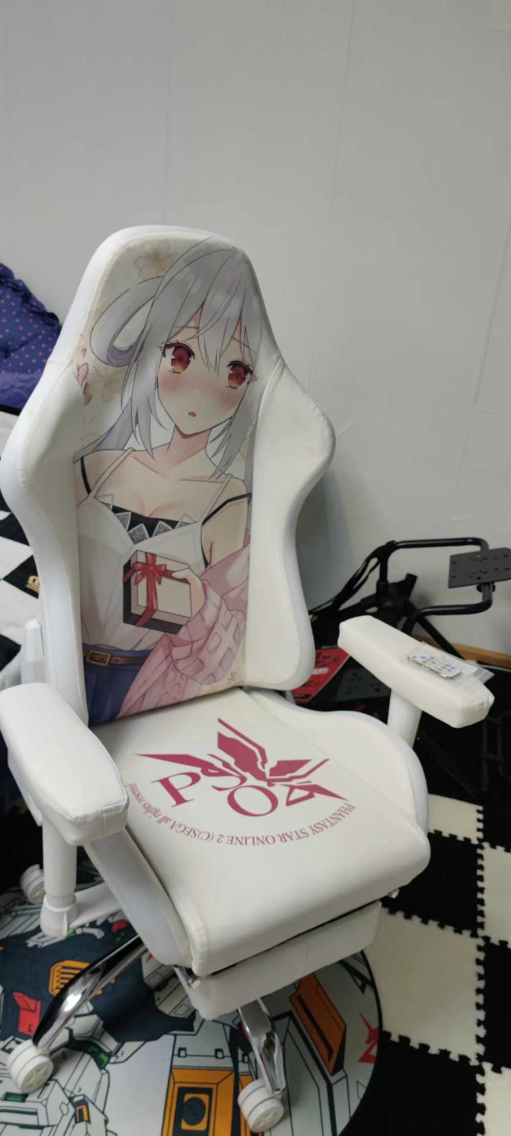 Customer's chair, attachment 2 by HoroscopeLover