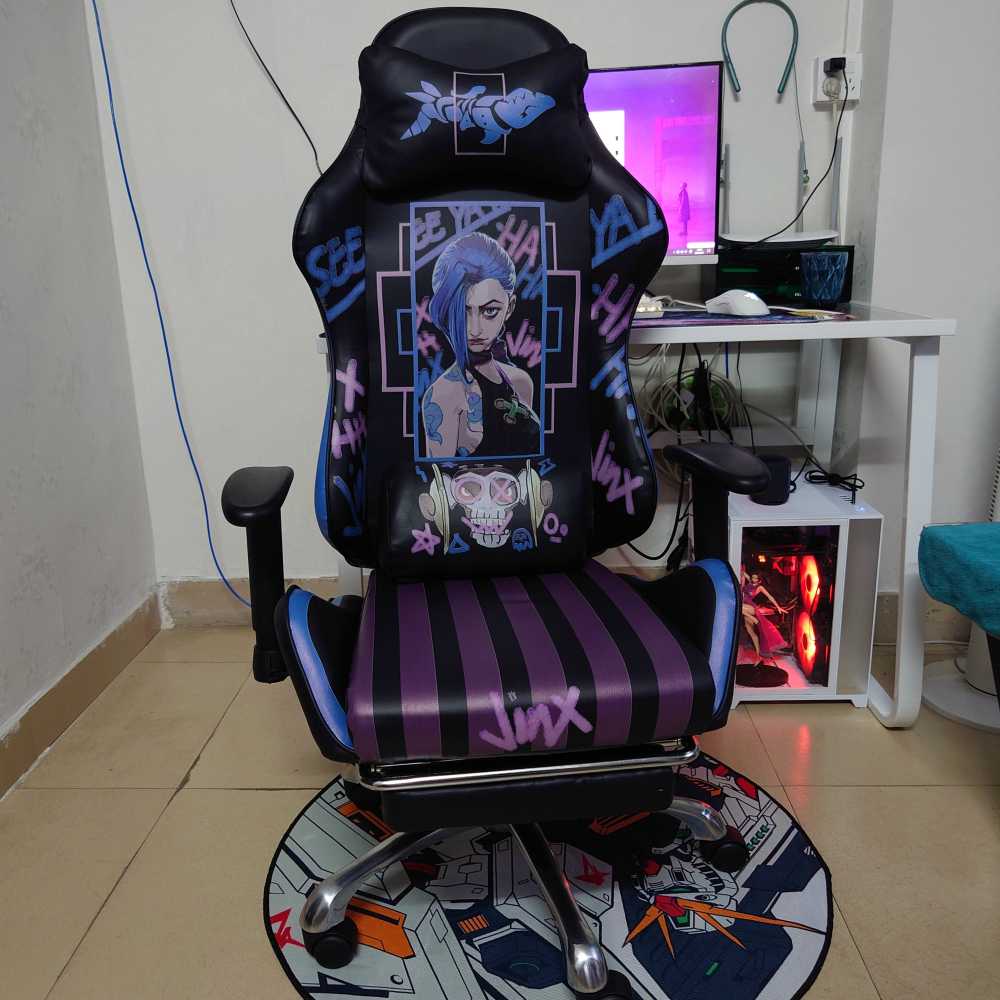 Customer's chair, attachment 3 by Holden